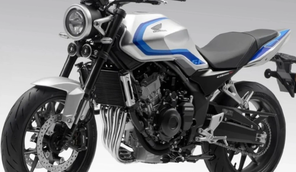 Legenda Bangkit! Honda CB500 SuperFour 2026 Pakai E-Clutch, Tanpa VTEC