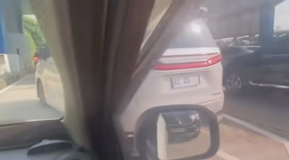 Video tersebut dengan cepat viral dan memicu perbincangan luas di kalangan warganet. [Instagram]