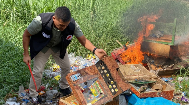 Polisi Gerebek Barak Narkoba di Medan, 5 Orang Ditangkap