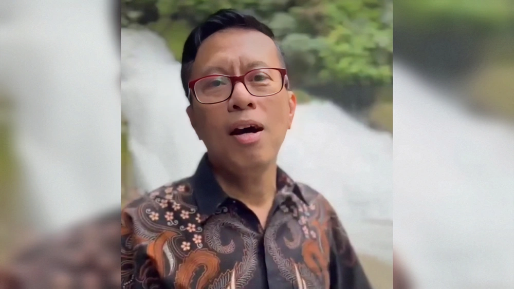 Andi Azwan merupakan relawan Jokowi mania. [Instagram]