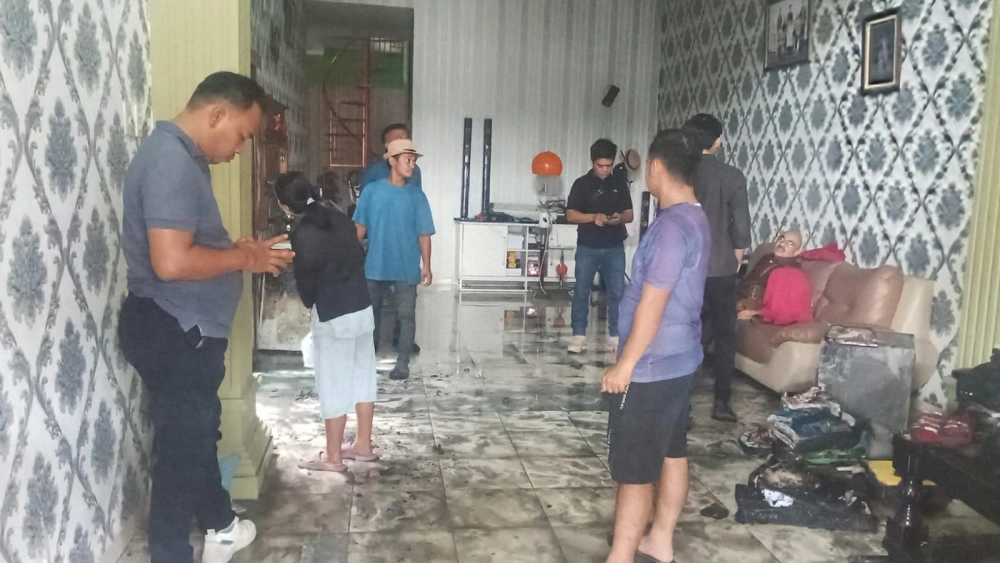 Rumah Hakim PN Medan mengalami kebakaran. [Istimewa]