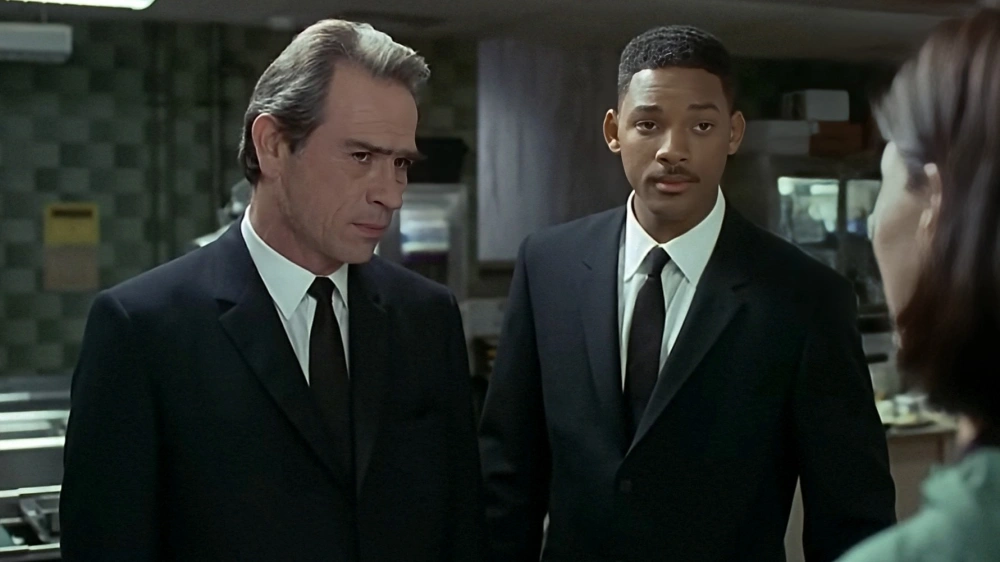 Sinopsis Film Men in Black: Kisah Agen Rahasia Pembasmi Alien