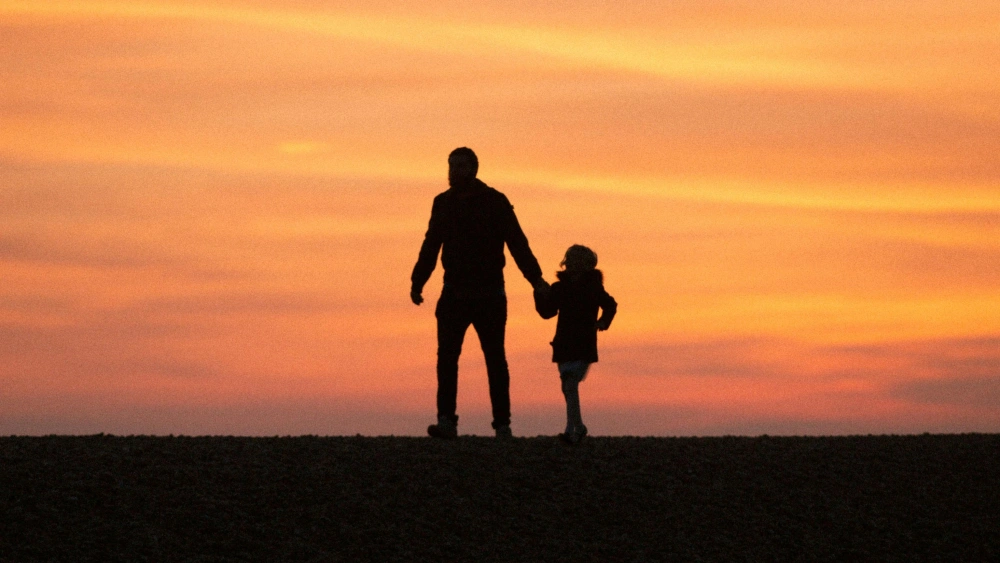 Ilustrasi sosok ayah di momen hari ayah nasional. [Pexels]