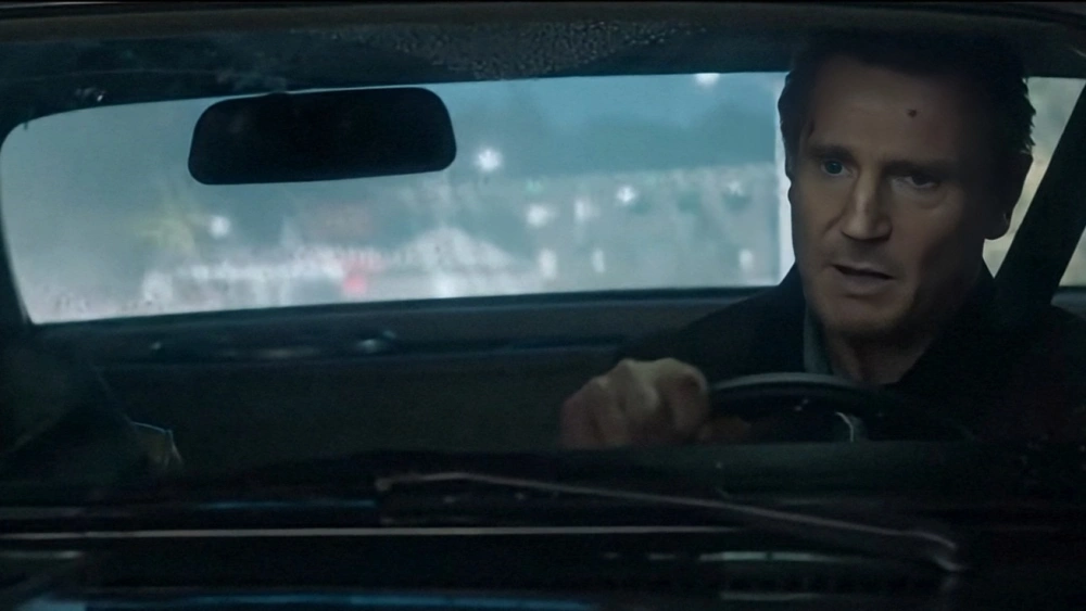 Film Honest Thief. [Youtube]