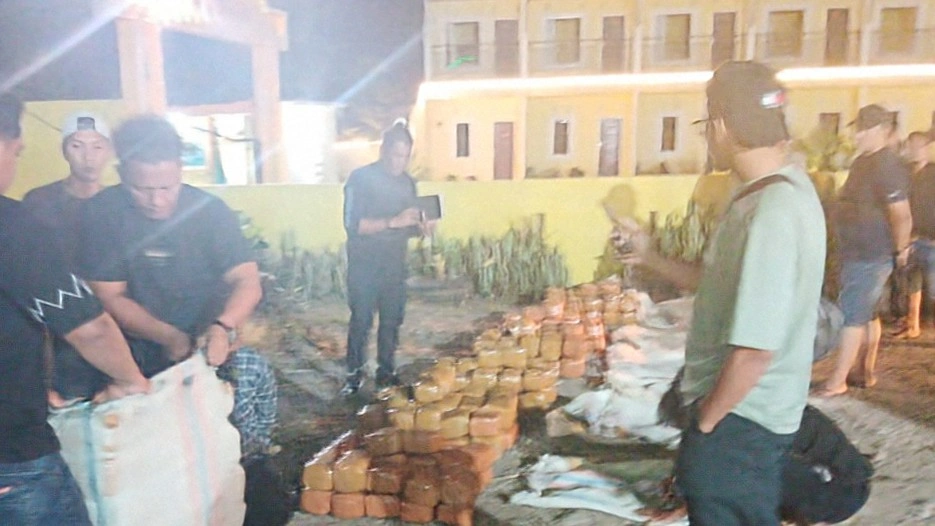 5 Personel Brimob Gagalkan Peredaran 255 Kg Ganja di Karo