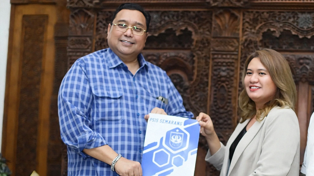 Duta Nova Fatmawati bertekad memajukan PSIS Semarang. [Instaram]