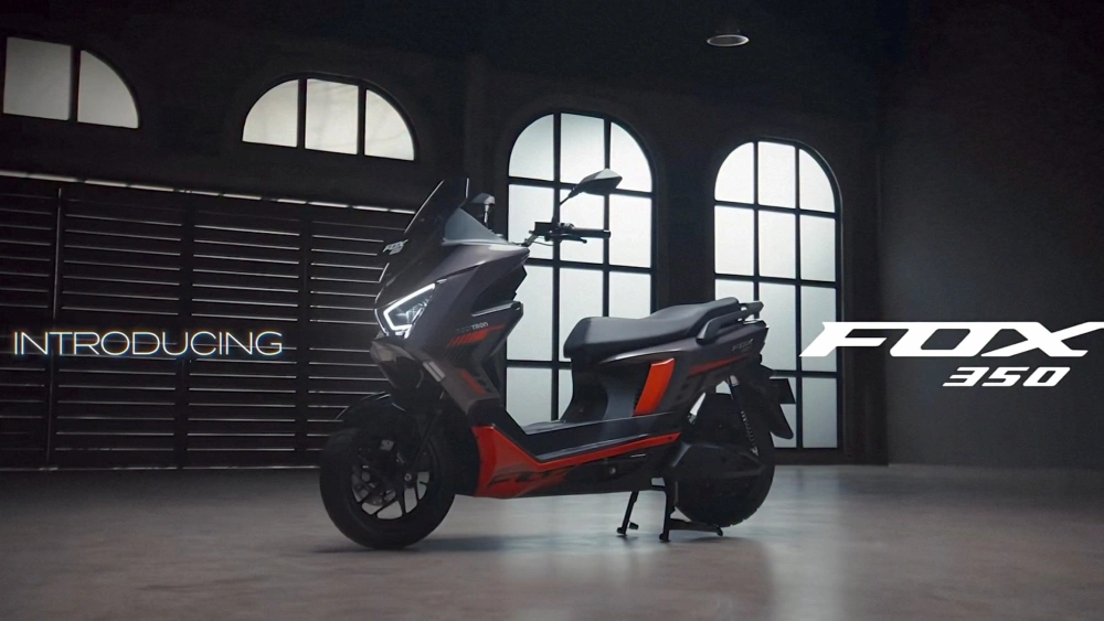 Tampilan teranyar sepeda motor listrik Polytron. [Instagram]