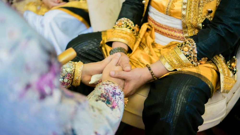 Nikah siri online viral di Tiktok. [Pexels]