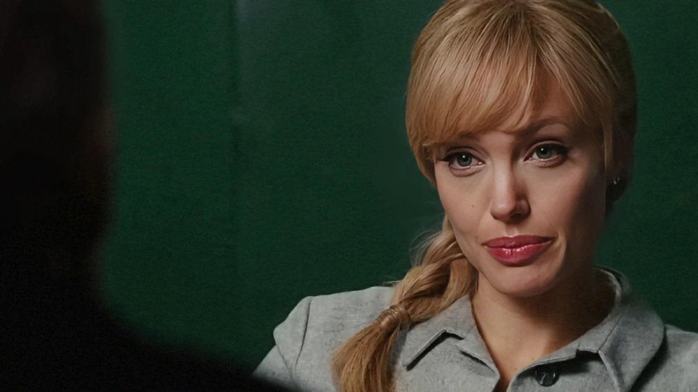 Sinopsis Film Salt: Saat Angelina Jolie Jadi Agen Paling Berbahaya