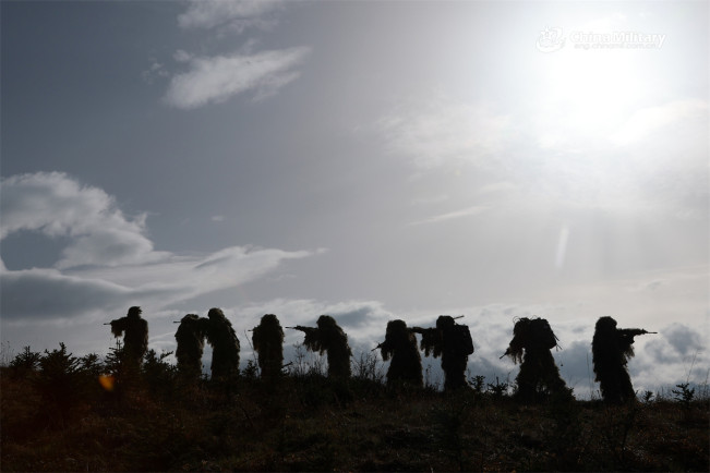 Pasukan sniper tentara China. (eng.chinamil.com.cn/Photo by Cui Huoyang)