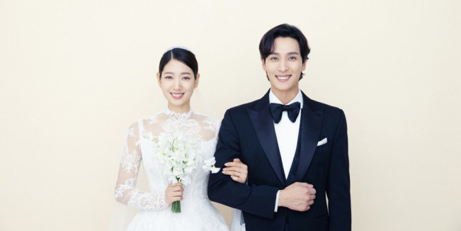 Selamat! Park Shin Hye Lahirkan Bayi Laki-laki Hari Ini