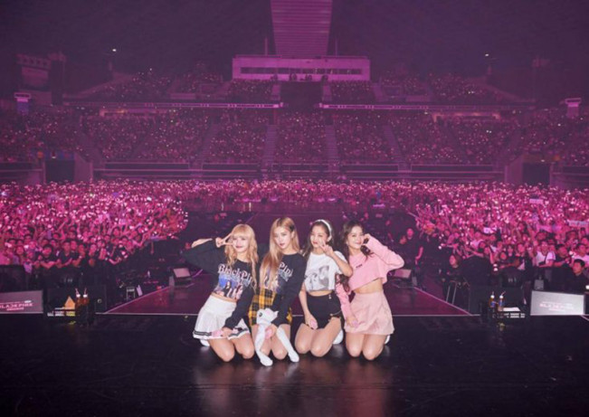 Fantastis! MV Ã¢â‚¬Å“DDU-DU DDU-DU" Blackpink Tembus 2,1 M Views YouTube
