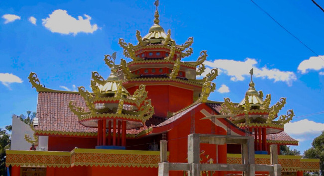 Berlapis Kuningan, Ornamen Masjid Tjia Khang Ho Bikin Kagum