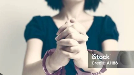 Ilustrasi perempuan di Lampung potong kemaluan pacar saat berhubungan intim. [Int]