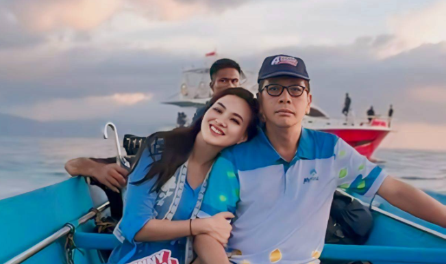 Sandiaga Uno Berduka Cagub Malut Benny Laos Meninggal Dalam Insiden Kebakaran Speedboat