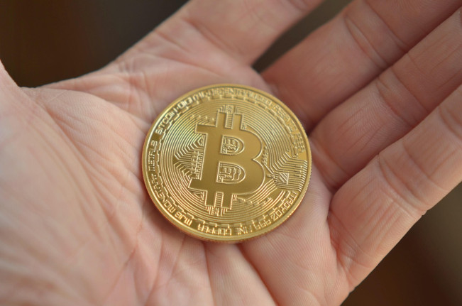 Harga Bitcoin Anjlok, Haruskah Investor Khawatir? Ini Faktor Penyebabnya