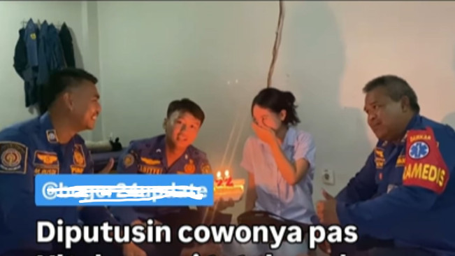 Viral Seorang Wanita Rayakan Ultah di Markas Damkar Setelah Diputusin Sang Pacar