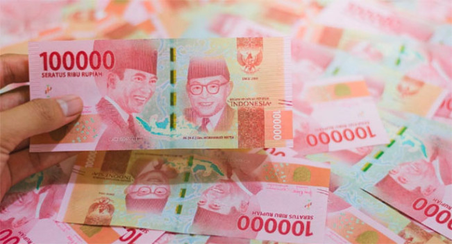 Simak ya! Ini Penyebab Banyak Orang Terjebak Pinjol dan Investasi Ilegal