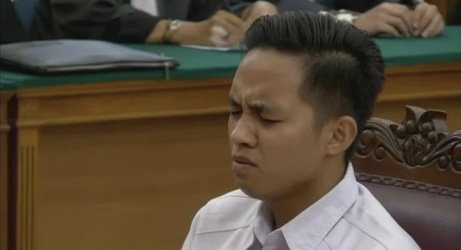Kelakuan Bharada E Saat Pembacaan Tuntutan, Menangis hingga Minta Arahan Kuasa Hukum