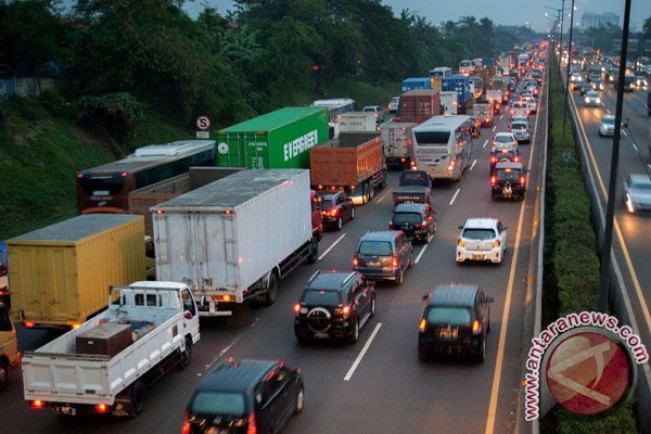 Mobilitas Angkutan Barang saat Lebaran Dibatasi di Sejumlah Ruas Tol