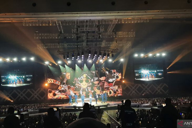 Super Junior Bikin Penggemarnya di Indonesia HisterisÃ‚Â 