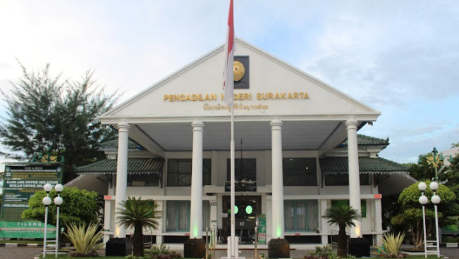 Kunjungan ke Vatikan, Jokowi Tak Hadir Sidang Perdana Gugatan Ijazah di PN Solo