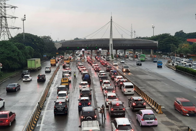 Tol Jakarta-Merak Sediakan 'SPBU Keliling'