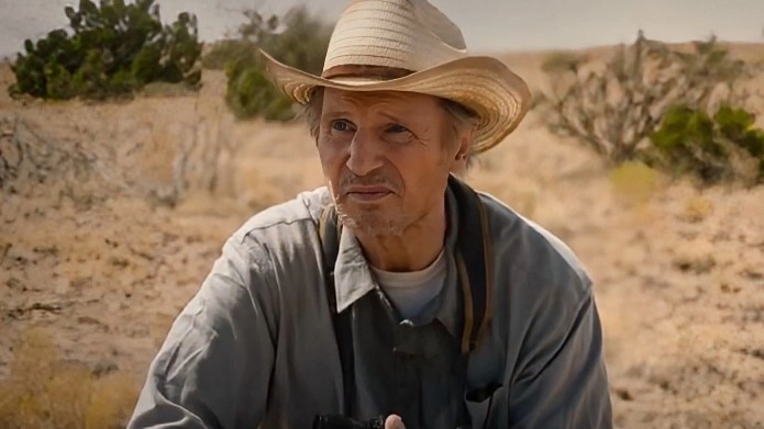 Sinopsis Film The Marksman: Liam Neeson Melawan Kartel Narkoba