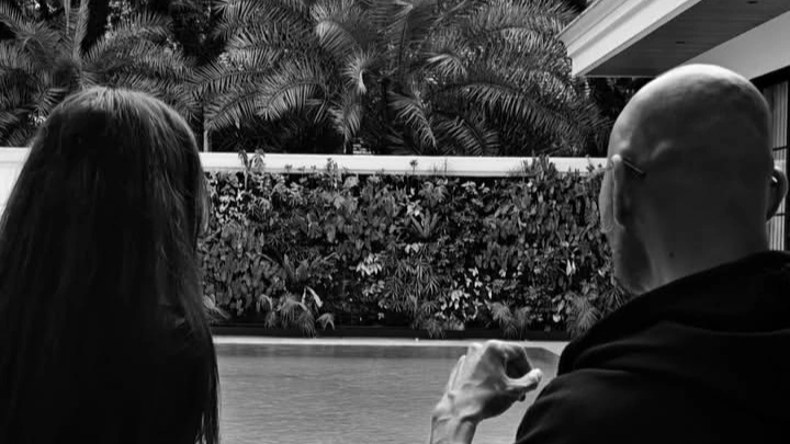 Deddy Corbuzier dan Sabrina Chairunnisa resmi bercerai. [Instagram Deddy Corbuzier]