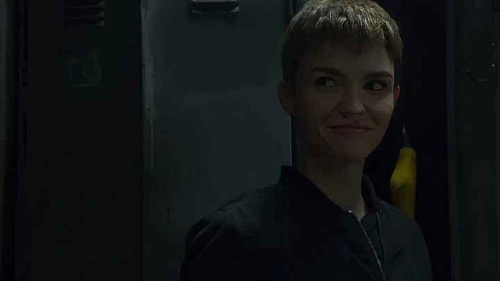 Cuplikan Film Doorman. [Youtube]