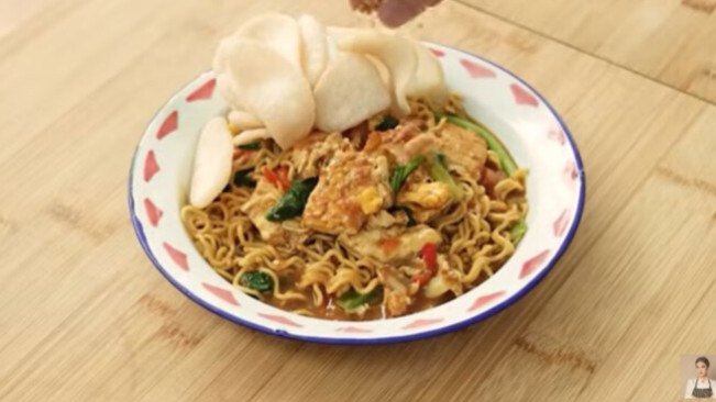 Bisa Dibikin Buat Buka Puasa, Nih Resep Mie Nyemek Sederhana Ala Chef Devina