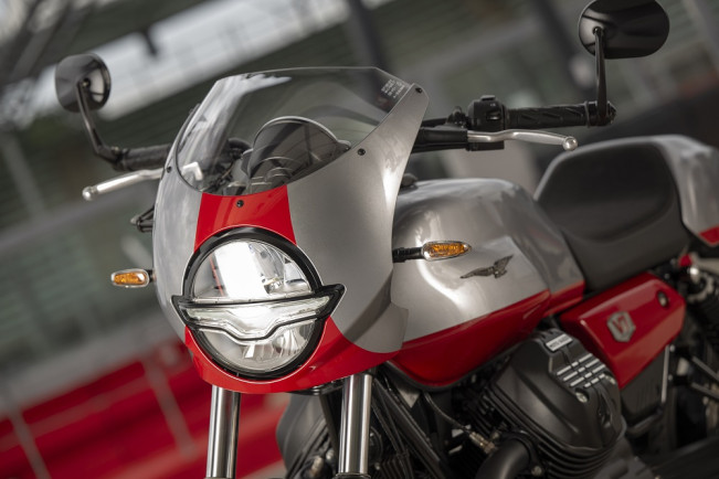 Kaum Mendang-mending Skip Aja, Moto Guzzi V7 Stone Corsa SE Dijual di Indonesia