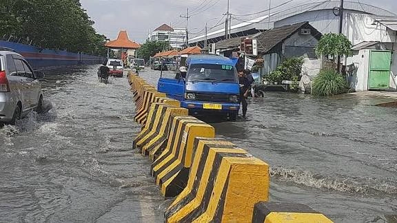 4 Bagian Mobil Paling Rentan Setelah Kena Banjir Rob