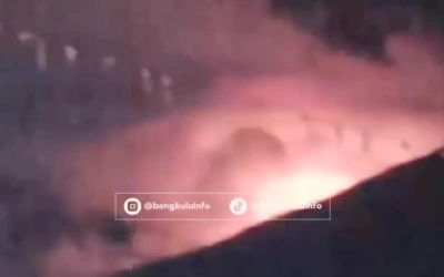Viral! Dentuman Keras Disertai Cahaya Gegerkan Bengkulu dan Sekitarnya