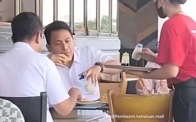 Heboh Pegawai Kemenkeu Makan di Mall Saat Jam Kerja, Warganet Gercep Lapor Purbaya