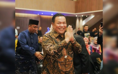 Biodata dan Agama SF Hariyanto, Berpeluang Naik ke Kursi Gubernur Riau