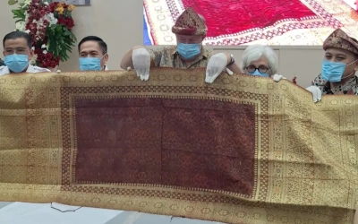 Sejarah Songket Limar Bunga Cogan, Yang Kembali ke Tanah Air Usai 100 Tahun di Australia