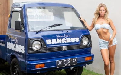 Lecehkan Bendera Indonesia, KBRI Laporkan Bintang Porno Inggris Bonnie Blue