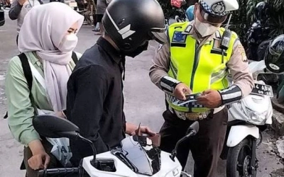 Tilang ETLE Tetap Berlaku: Benarkah Mahfud MD Minta Penghapusan Tilang Lalu Lintas ke Presiden?