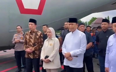 Jokowi Ikut Jemput Jenazah Istri Wiranto di Solo Pagi Ini, Beri Doa Haru