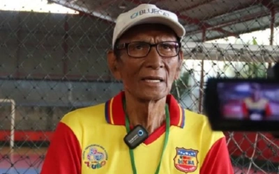 Biodata dan Agama Ronny Pasla, Legenda Kiper Timnas yang Gagalkan Penalti Pele Telah Meninggal Dunia