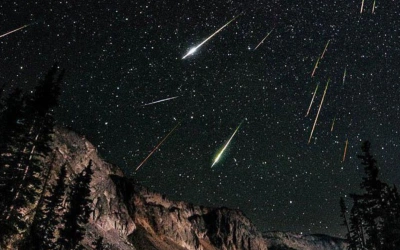 Langit Bergemuruh Cahaya! Puncak Hujan Meteor Geminid Pecah 14–15 Desember