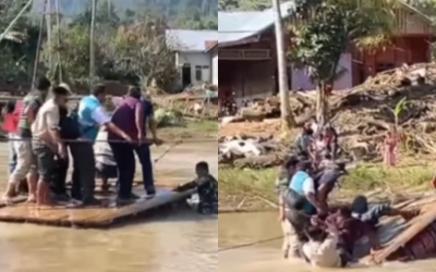 Detik-Detik Rakit yang Ditumpangi Wagub Aceh Terbalik Saat Tinjau Daerah Bencana