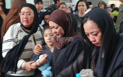 Richa Novisha Tegar Antar Kepergian Gary Iskak ke Pemakaman