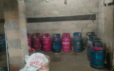 Gudang Pengoplosan Gas LPG Subsidi 3 Kg Digerebek, Ditemukan Ratusan Tabung Siap Edar