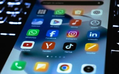 Viral! Trump Wajibkan Turis Asing Serahkan Riwayat Medsosnya 5 Tahun Terakhir sebelum Masuk