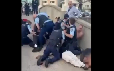Dua Teroris Serang Acara Hanukkah Pantai Bondi Australia 10 Orang Tewas 29 Luka-luka