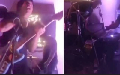 Nyaris Tewas! Momen Mengerikan Saat Seorang Penyanyi Rock Tersengat Listrik Mikrofonnya