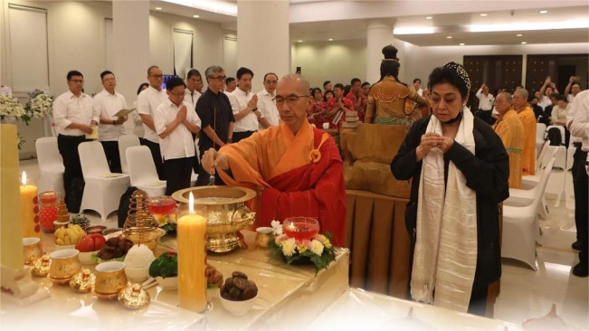 Biografi Siti Hartati, Istri Murdaya Poo yang Namanya Diberi Langsung oleh Sukarno