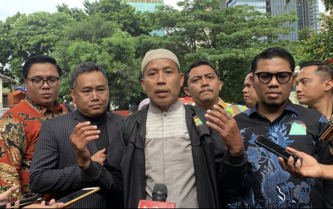 Bripka Madih Kembali Datangi Polda Metro Bawa Sepuluh Pengacara